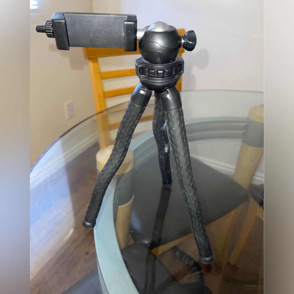 Mini tripie adjustable para celular/ mini tripod stand for phone